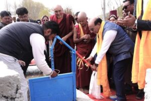 LG Vinai Kumar Inaugurates First Water Body Under Project Him Sarovar, Adopts Stok Village as Model Village