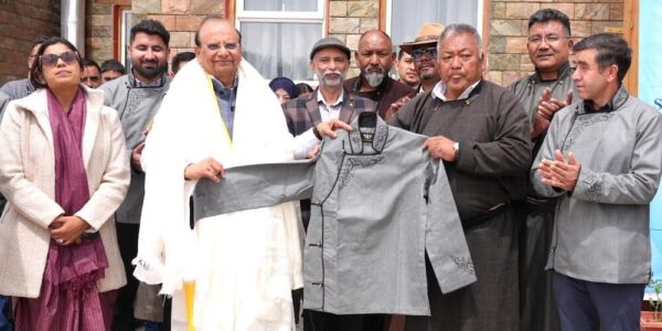 Ladakh Mandates Traditional Uniform for Commercial Drivers and Launches Vehicle Branding Initiative