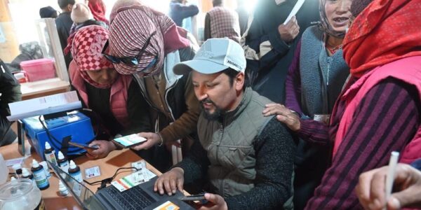 Khidmat-e-Awaam Camp Held at Stongday, Ensures Doorstep Delivery of Services & Public Grievance Redressal in Zanskar