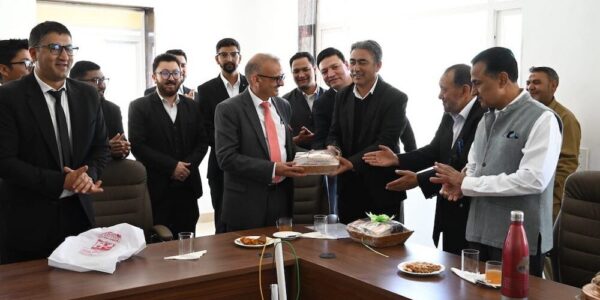 Bar Association Kargil Hosts High Tea in Honour of Justice Arun Palli, Registrar General M.K. Sharma