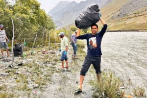 District Administration Drass Conducts Cleanliness Drive at the Riverside in Masjid Gam, Drass