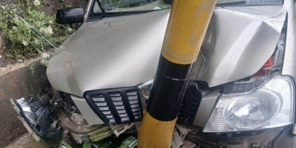 Five From Ladakh Including Two Brothers Injured in Ganderbal Road Accident