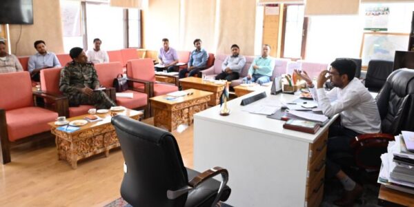 DC Kargil Chairs Meeting to Review TB Mukt Bharat Abhiyan