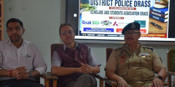 DC Drass Attends Inaugural Ceremony of Free Crash Course for Sub Inspector & Constable Recruitment 