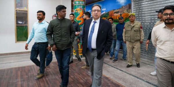 Chief Secretary Inspects Newly Constructed MC Shopping Complex at Leh Main Market