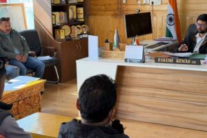 DC Kargil Chairs Meeting with Political Party Representatives on Location of Polling Stations